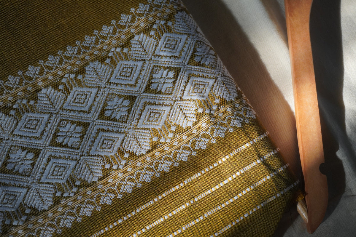 Bottle Green and White  cotton handwoven mekhela sador