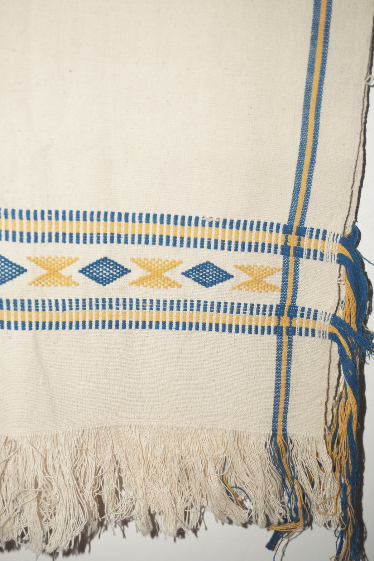 Beige & Blue Table Runner