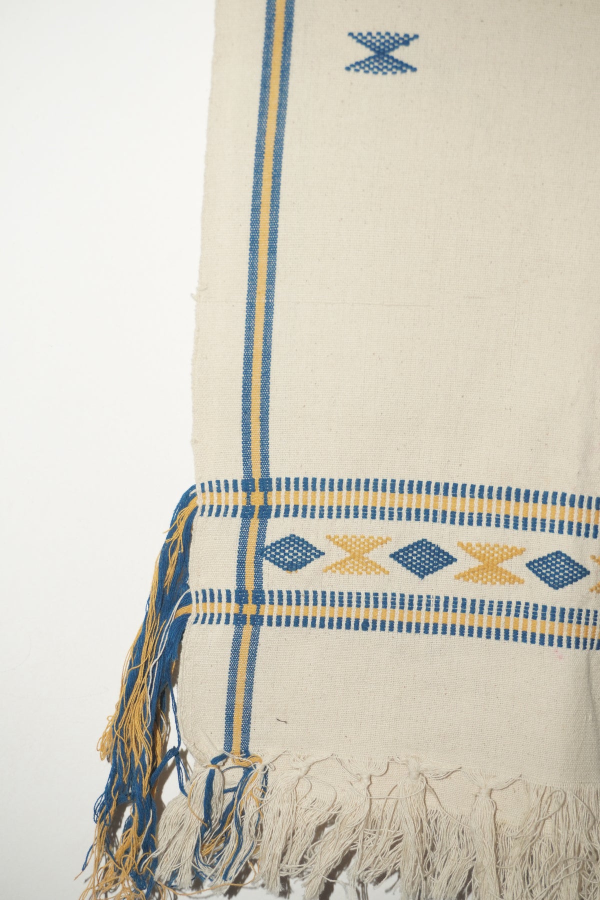 Beige & Blue Table Runner