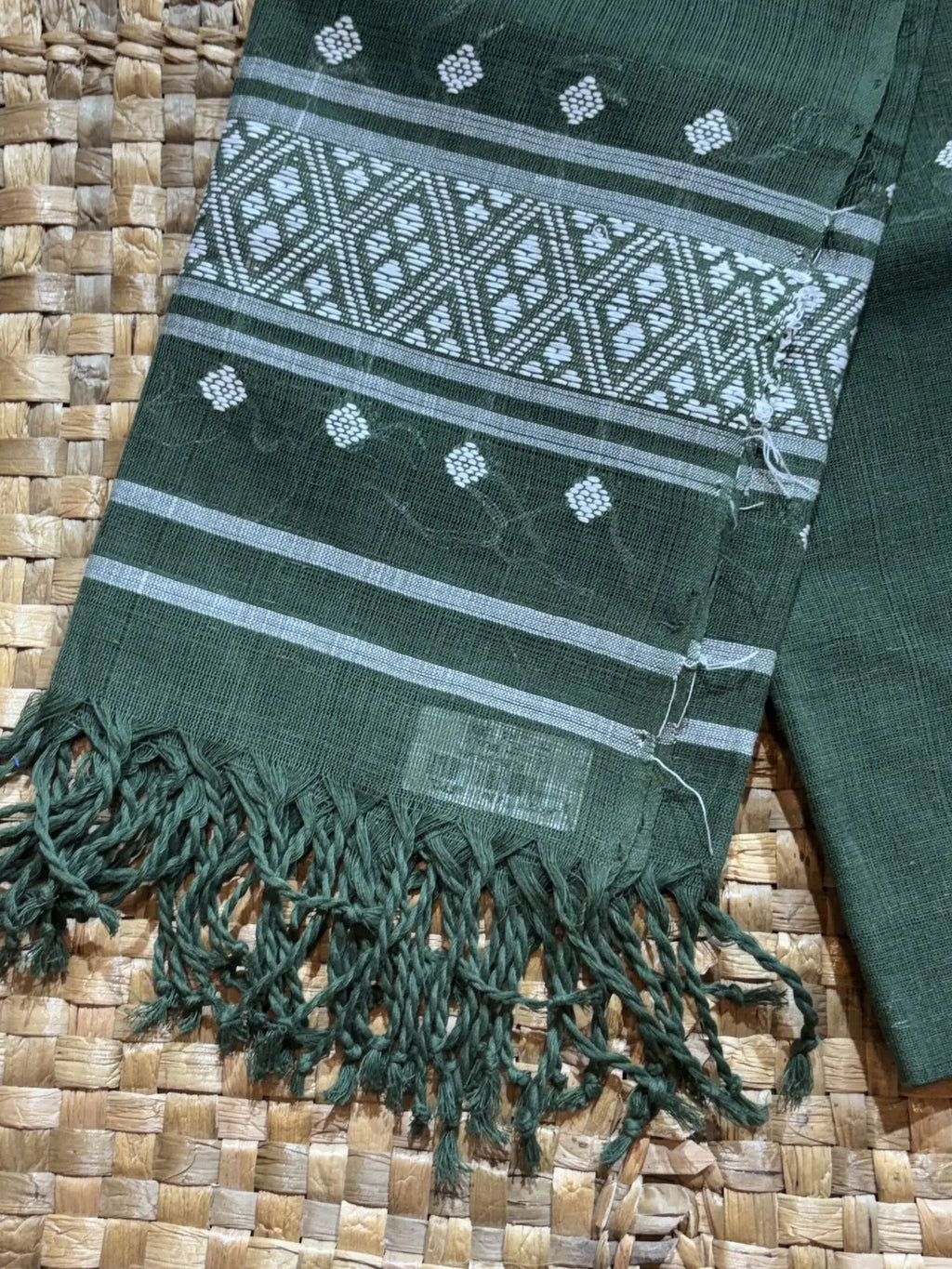 Green & White Cotton Stole – image 3