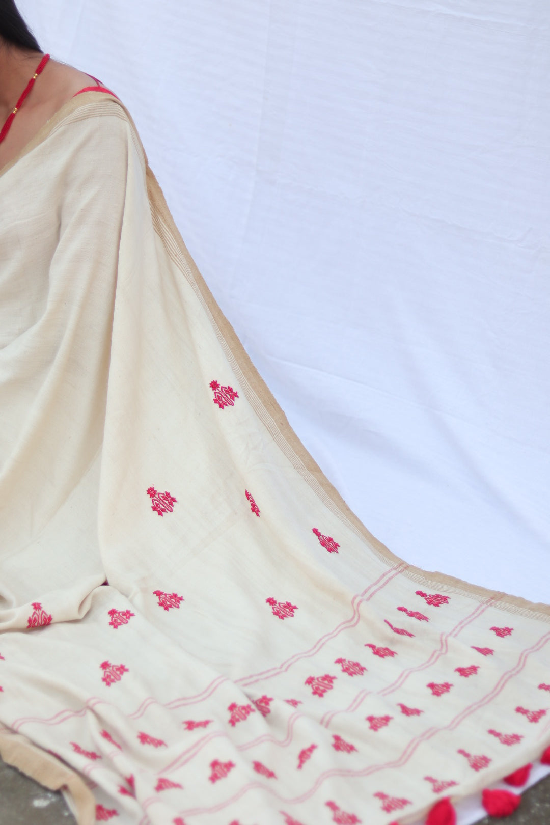 Eri silk handwoven saree in red and off white