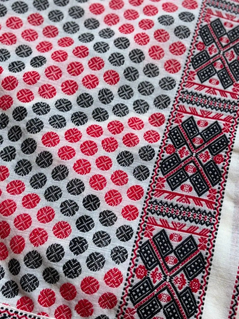 White & Red Mekhela Sador – image 3