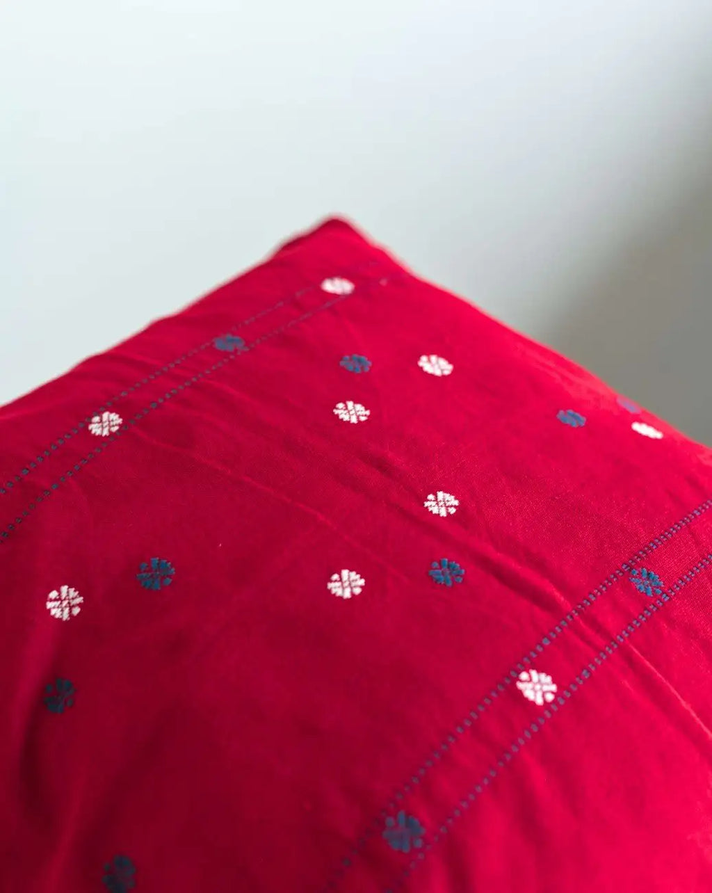 Red, Black & White Pinbuk Design Cushion Cover -Set of 2 – image 2